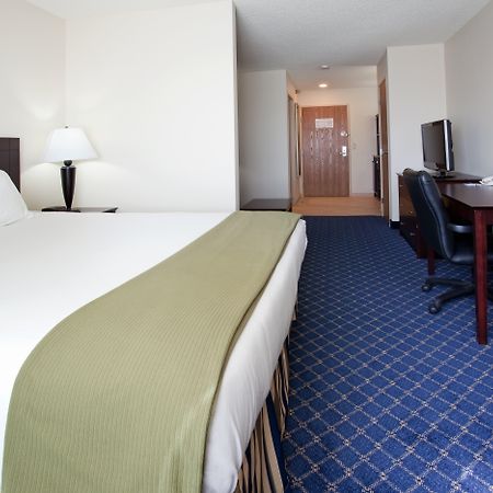 Holiday Inn Express Hotel & Suites Torrington By Ihg Oda fotoğraf