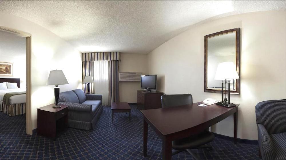 Holiday Inn Express Hotel & Suites Torrington By Ihg Dış mekan fotoğraf
